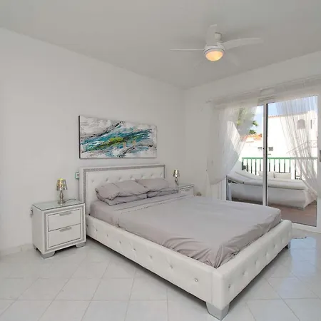 Las Adelfas Ii, Golf Del Sur - Lovely Sunny 2 Bed 산미겔데아보나